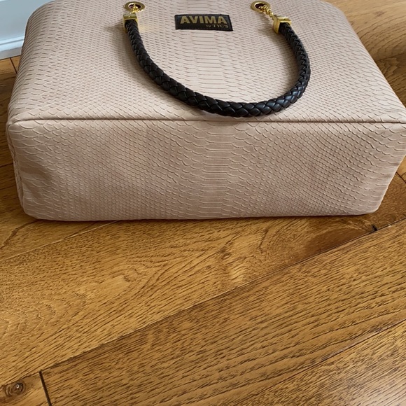 AVIMA by TYC’S icon rose purse - Picture 11 of 13